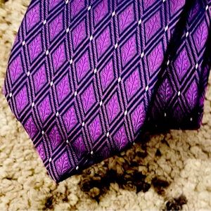 Ike Behar Tie NWOT designer label classic style